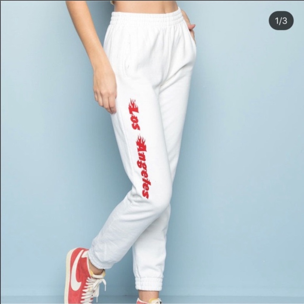white brandy melville los angeles sweat pants